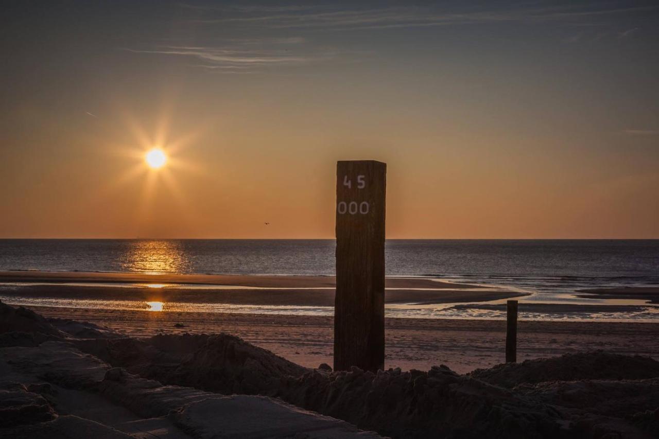 Me Oissie Villa Egmond aan Zee Exteriör bild